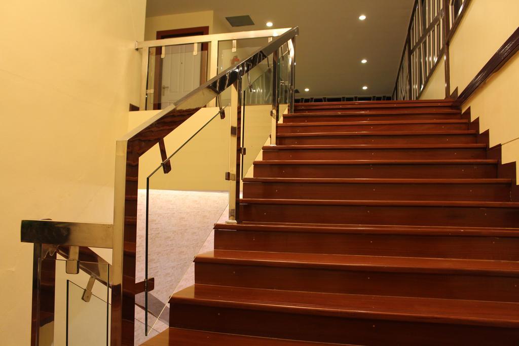 The Lephant Hotel Surat Thani Buitenkant foto
