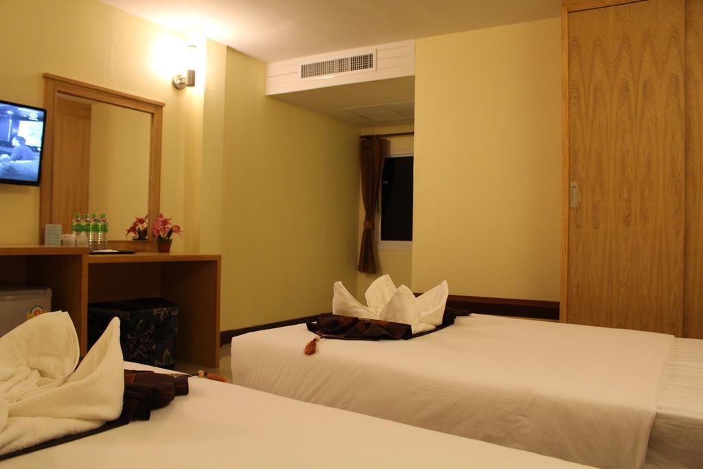 The Lephant Hotel Surat Thani Buitenkant foto