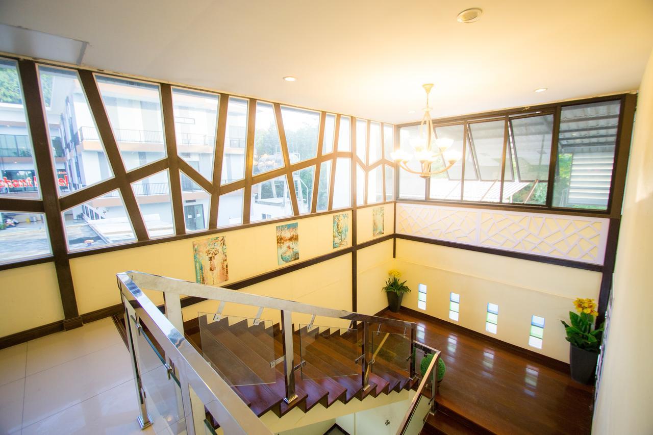 The Lephant Hotel Surat Thani Buitenkant foto