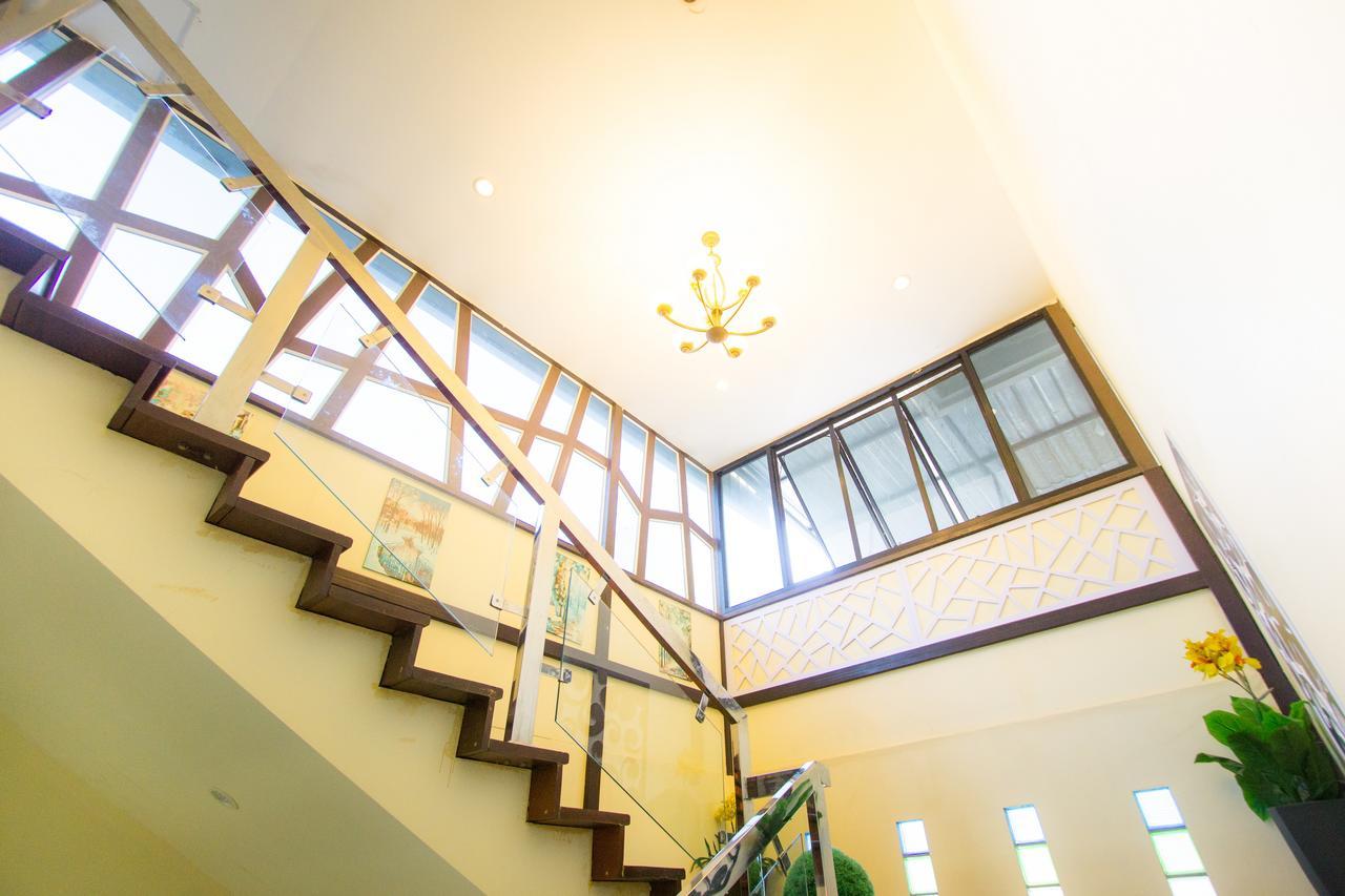 The Lephant Hotel Surat Thani Buitenkant foto