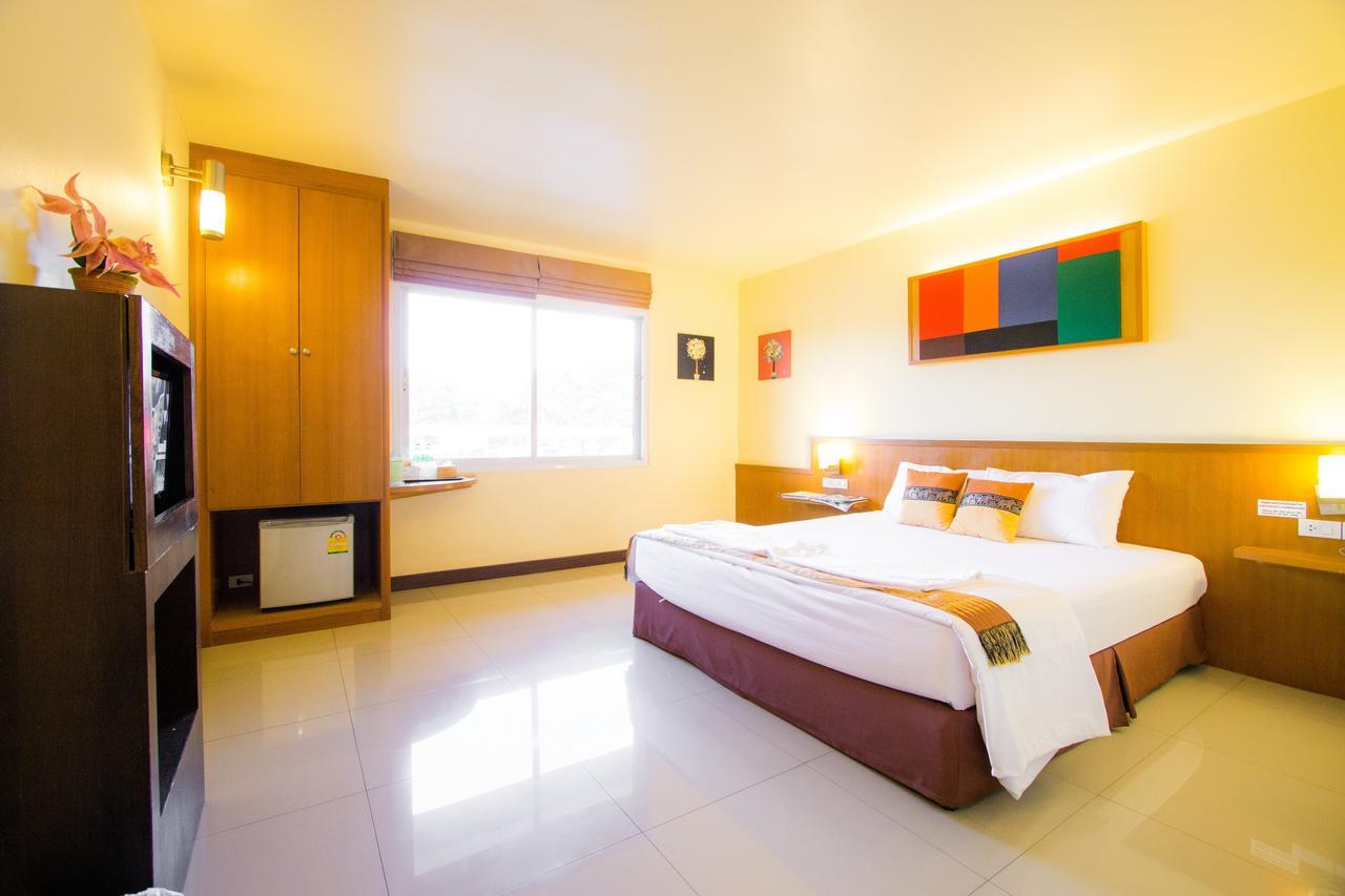 The Lephant Hotel Surat Thani Buitenkant foto